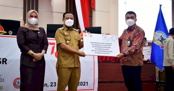 Pemprov Sulsel Salurkan 10.500 Bantuan Paket Sembako ke 24 Kabupaten/Kota