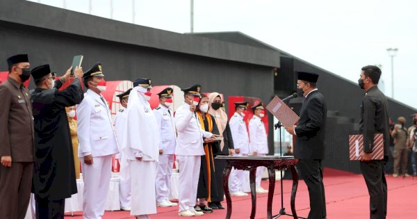 Wali Kota Makassar Lantik Master Covid Jadi Camat