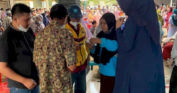 Warga Desa Pa’bentengan Keluhkan Jalan Rusak ke Legislator Diana Susanti Tunru