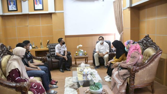 Empat Siswa SMK Negeri 5 Luwu Utara audiensi dengan Wakil Bupati Luwu Utara Suaib Mansur || ist