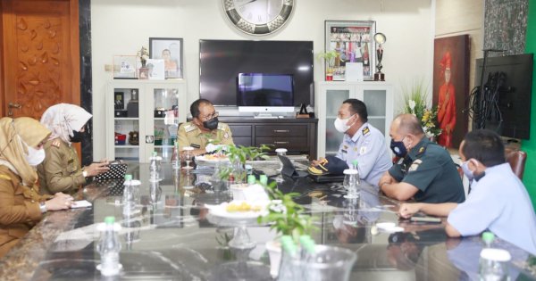 Pemkot Makassar Diminta Kelola TPI Untia