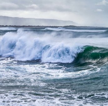 Satu Orang Hilang di Perairan Makassar Usai Perahu Dihantam Ombak