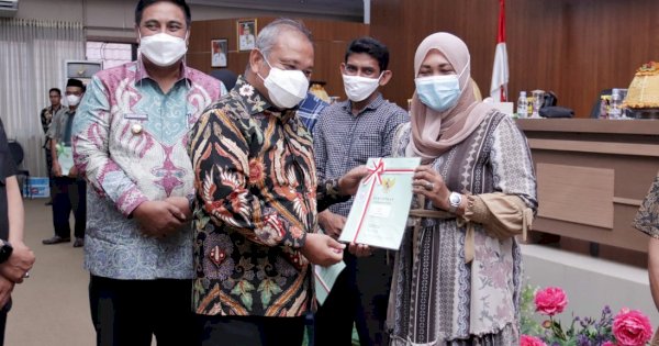 BPN Sulsel Serahkan 7.689 Sertipikat Tanah di Kabupaten Maros