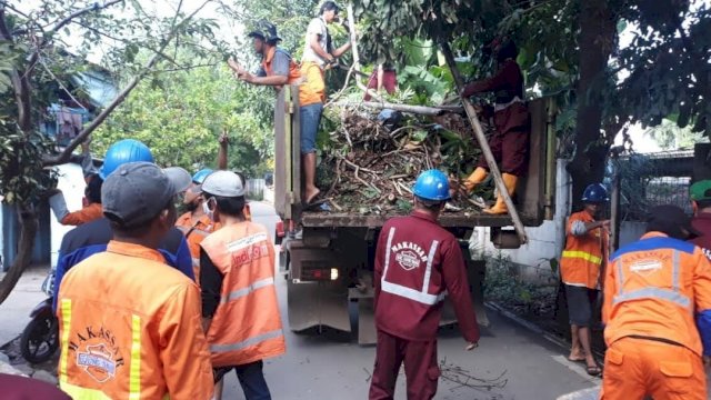 Kegiatan Jumat Bersih di Kelurahan Totaka Kecamatan Ujung Tanah || ist