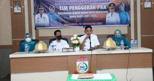 Hadiri Pelantikan TP PKK Kecamatan Ujung Tanah, Ini Pesan Ibrahim Chaidar