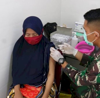 Vaksinasi Door To Door di Kecamatan Ujung Tanah Mulai Digelar