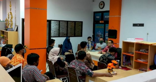 Camat Rappocini Bahas Penyaluran Bansos dan Pengadaan Kontainer di Kelurahan