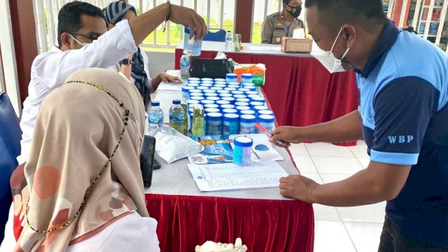 Petugas dan WBP Rutan Sinjai Jalani Tes Urine, Ini Hasilnya
