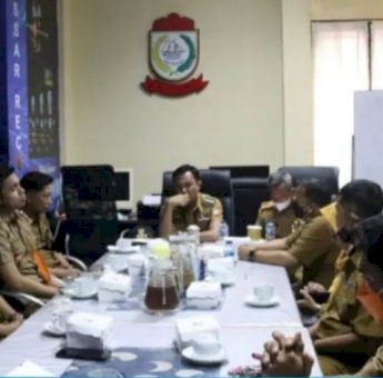 Rapat Koordinasi, Camat Tallo Minta Lurah Hingga RT/RW Sukseskan Program Vaksinasi 100%