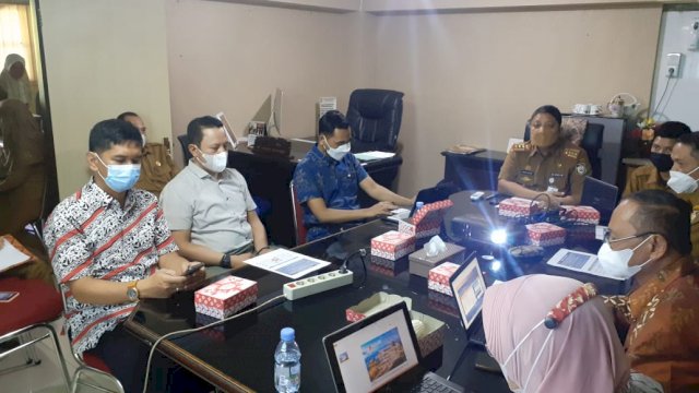 Rapat Koordinasi Balitbangda Makassar bersama Tim Perumus membahas tentang Rancangan Perwali Program Prioritas Pemkot Makassar, Senin (10/1) 