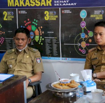 Camat Ujung Pandang Minta Lurah Bawa Warga Belum Disuntik Vaksin
