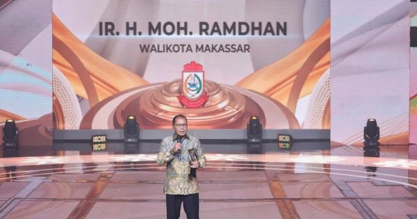Danny Urutan Delapan Kepala Daerah Terpopuler se-Indonesia