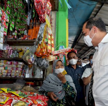 Mendag Dapati Stok Minyak Goreng Paket Premium Kosong di Pasar Tradisional Makassar