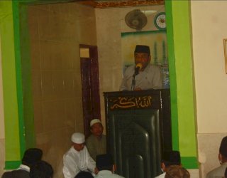 Safari Jumat, Camat Tamalate Ingatkan Waspada Kenaikan Kasus Positif Covid-19