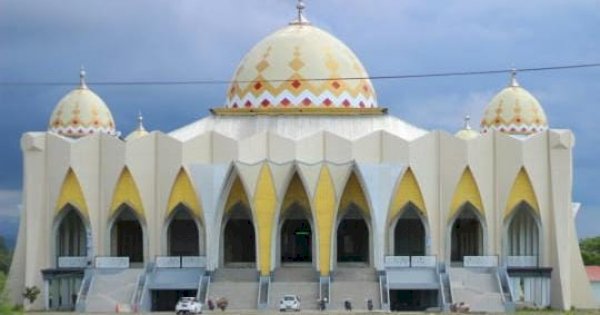 Habiskan Anggaran Rp19 Miliar, Masjid Islamic Center Sinjai Difungsikan