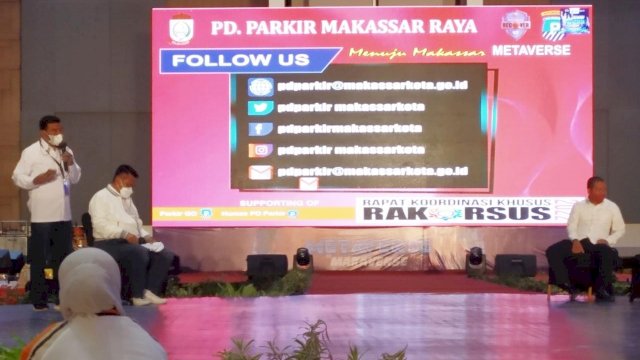 Pj Direksi Perumda Parkir Makassar Raya, Nikolaus Beni memaparkan program startegis saat rakorsus, di Hotel Four Point by Sheraton, Rabu (16/3) dinihari.