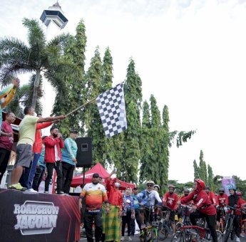 Danny Kenalkan Situs Sejarah Lewat Gowes Wisata Budaya