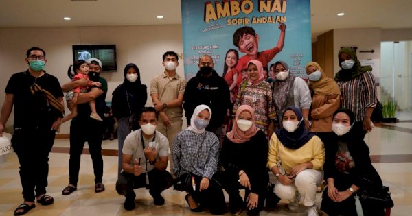 Dukung Perfilman Lokal, Dispar Makassar Nonton Bareng Film Ambo Nai