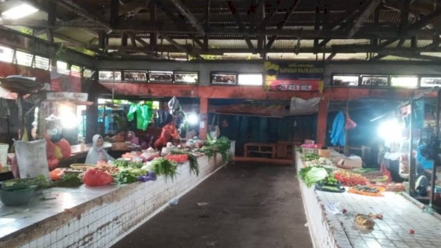 Kondisi Pasar Sambung Jawa 