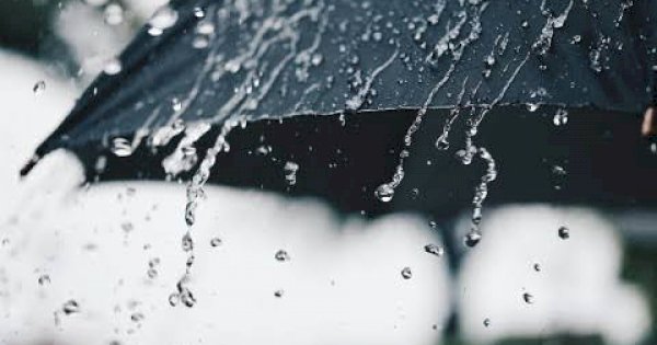 Prakiraan Cuaca 28 Maret 2022, Makassar Diguyur Hujan