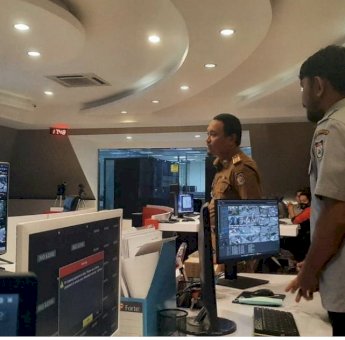 Usia Dilantik, Kepala Diskominfo Mahyuddin Pantau War Room