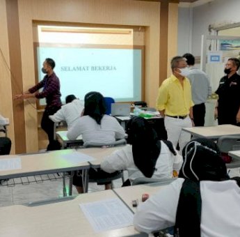 Beni Iskandar Pantau Ujian Seleksi Calon Pegawai PDAM Makassar