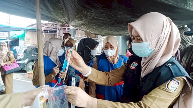 Pastikan Takjil Tanpa Bahan Berbahaya, Dinkes Makassar Sidak Pasar Tradisional