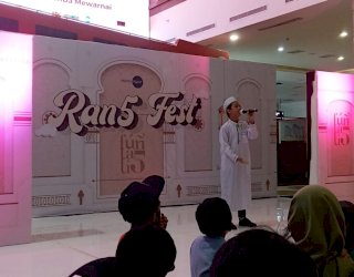 FJS Kembangkan Bakat Dai Cilik Lewat Festival Warna-Warni Ramadan
