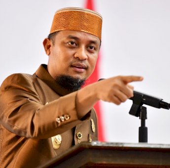 Gubernur Sulsel Warning Pemkab Lutra Tuntaskan Pembangunan Jembatan Lawewe