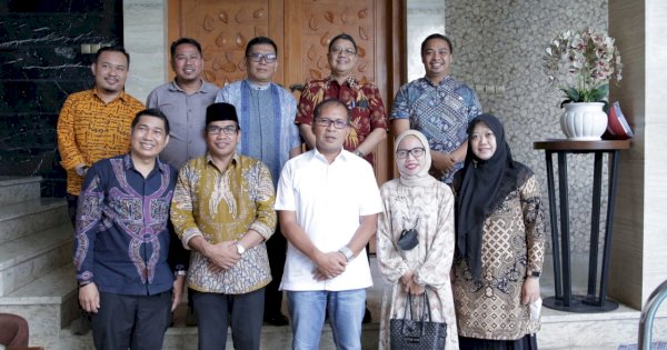 Dampingi Wali Kota, Andi Bukti Djufrie Harap Kolaborasi Dekan dan Pemkot Makassar Terbangun