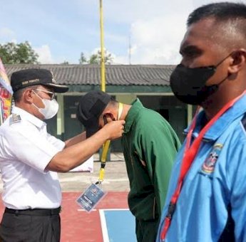 HUT ke-61 Kostrad, Kadispora Makassar Dampingi Wali Kota Buka Turnamen Voli
