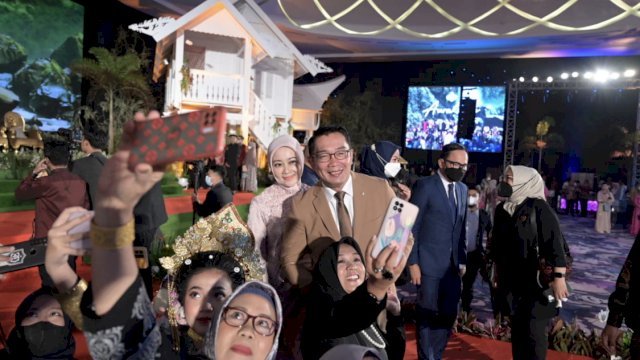 Pesta Pernikahan Anak Danny Pomanto Bertabur Tokoh