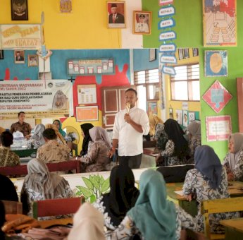 Dosen UNM Beri Pelatihan Tingkatkan Kapasitas Guru SD di Jeneponto