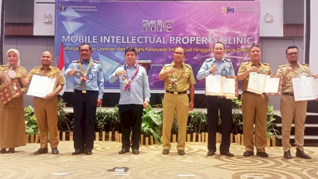 Balitbangda Berhasil Bawa Sepuluh Inovasi Pemkot Peroleh HKI