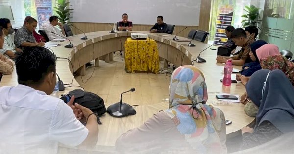 Balitbangda Makassar Evaluasi Program Kerja Semester I