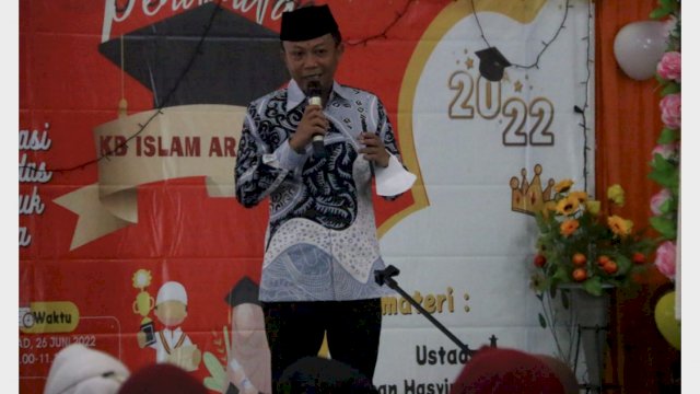 Hadiri Penamatan KB Islam Arayyan, Camat Tallo : Mari Sukseskan Longwis