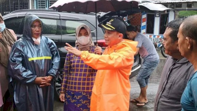 Camat Tallo Tinjau Lokasi Bencana Angin Puting Beliung di Rappokalling