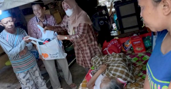 Ada Warganya Sakit, Camat Tallo Instruksikan Lurah Setempat Menjenguk