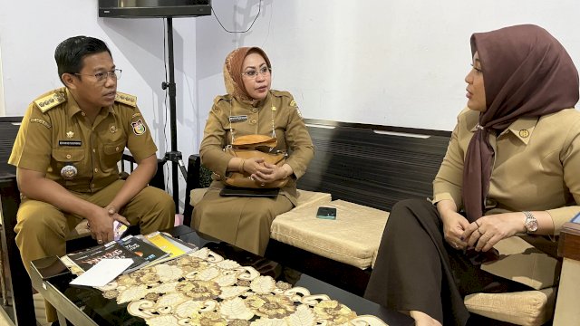 Rapat koordinasi persiapan kunjungan Menko PMK Muhadjir Effendy di Balai Kota Makassar, Senin (26/7)