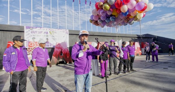 Sekda Kota Makassar Lepas Peserta Jalan Sehat HUT ke-85 HIKMA