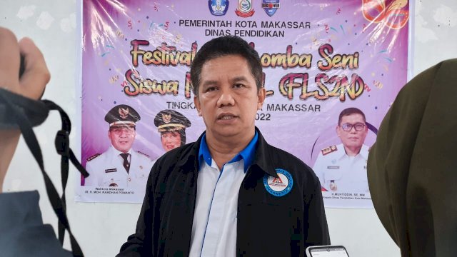 Kepala SMPN 3 Makassar Kaswadi
