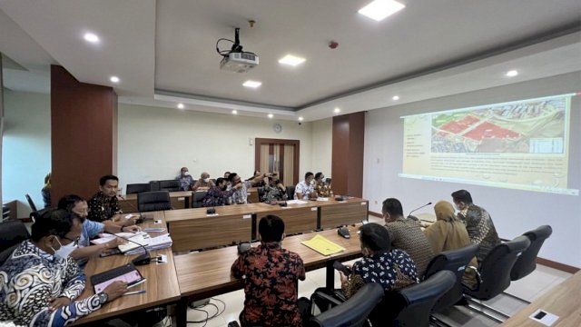 Dispora Rakor Bahas Revitalisasi Total Lapangan Karebosi