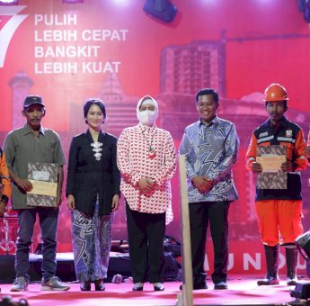 Ketua TP PKK Makassar Hadiri Pesta Rakyat HUT RI ke-77 di Biringkanayya, Puji Penataan Lorong