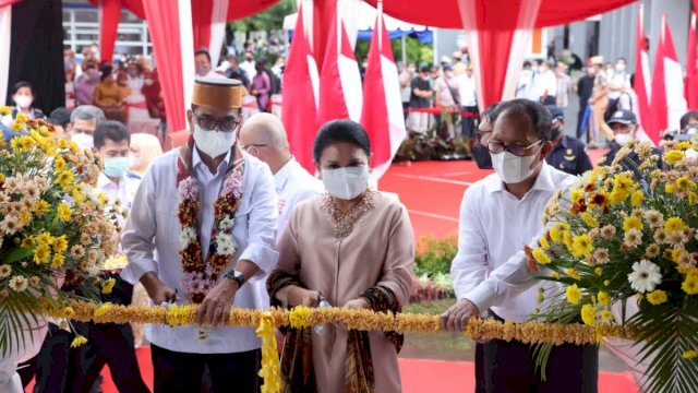 Danny Pomanto Dampingi Menhub RI Resmikan RS PIP