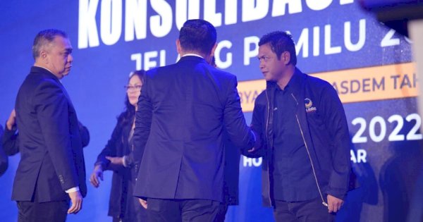 Hadiri Konsolidasi Partai NasDem Sulsel, Muallim Tampa Diperkenalkan Dihadapan Ribuan Kader