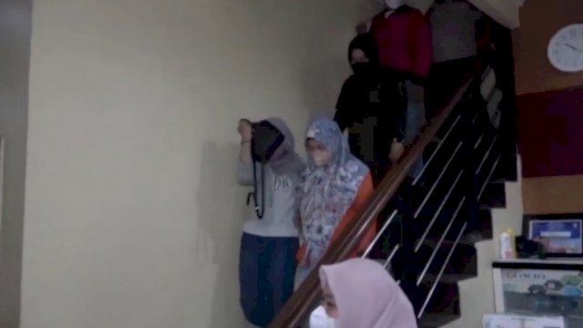 Tim Kumal Dinsos Ringkus 10 Pasangan Belum Sah di Wisma