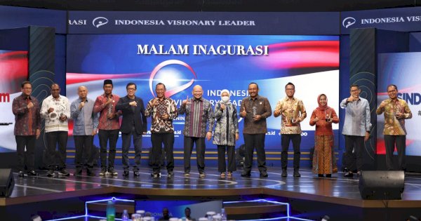 Dinilai Cepat Pulihkan Ekonomi Pasca-Pandemi, Danny Pomanto Diganjar Penghargaan Best Overall