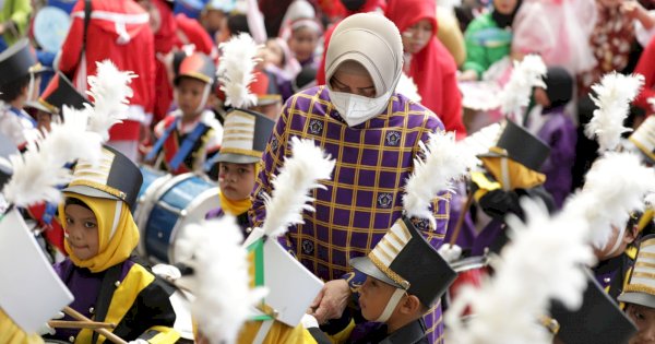 Bunda PAUD Lepas Peserta Pawai dan Drum Band TK se-Kota Makassar, Harap Tingkatkan Kreativitas Anak
