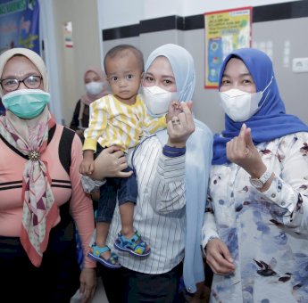 Pantau Penderita Stunting, Fatma Kunjungi Dua Puskesmas
