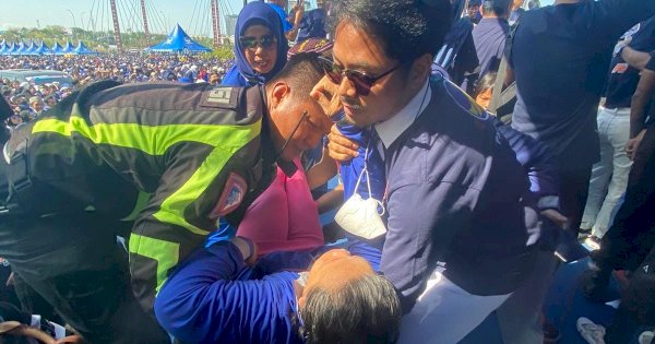 Peserta Jalan Sehat Restorasi Tak Sadarkan Diri, dr Udin Sigap Beri Pertolongan Pertama